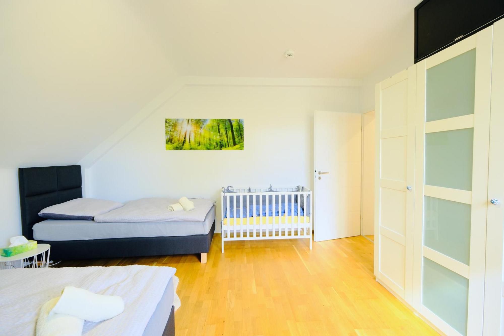 Happybnb - Stilvolles, Naturgelegenes Apartment Mit Blick Auf Den Mittellandkanal Und Die Wasserstadt Hannover - Kamin, Parken Und Spielplatz Esterno foto